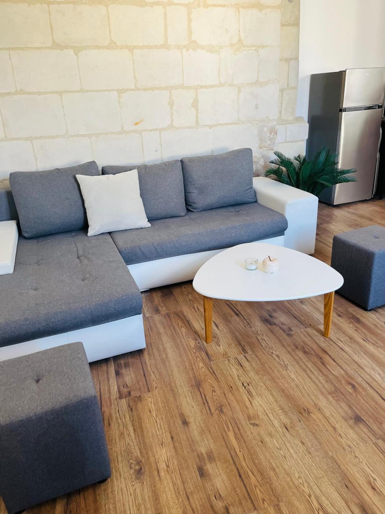 Logements 6 Pers A 15 Minutes D Angers Corné Εξωτερικό φωτογραφία